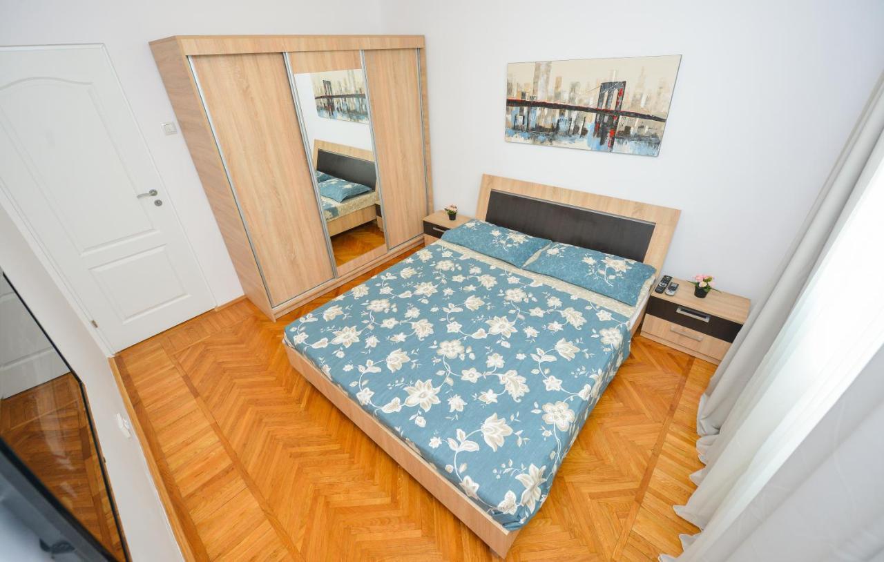 Apartament Old Town 2 New Bucureşti